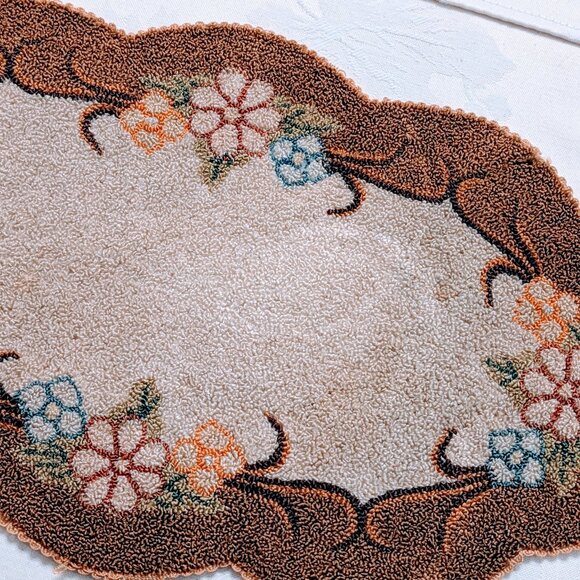 VTG 1940s Occupied Japan Round Hooked Rug Dollie Console Pad Floral Oval - Picture 2 of 4